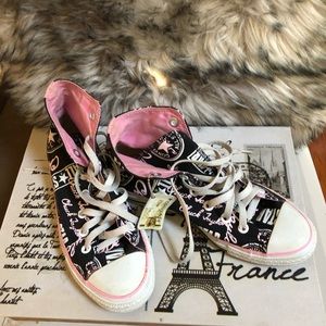 HP🏆 Pink & Black Converse Chuck Taylor High Tops.